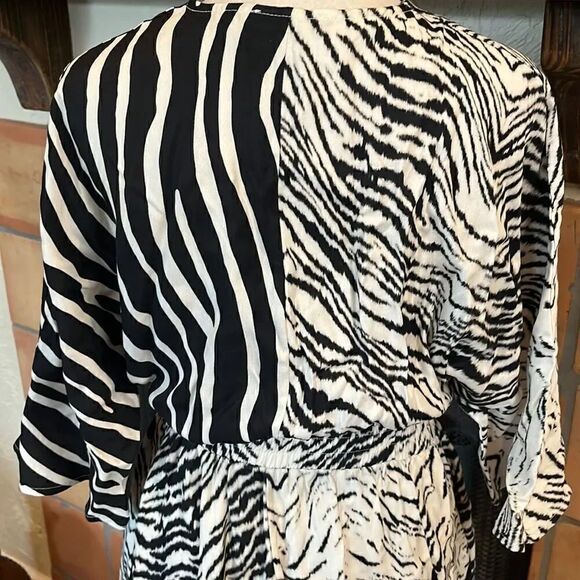 Nocturne Zebra Print Mini Dress, S/6-36 EU! - Picture 7 of 11